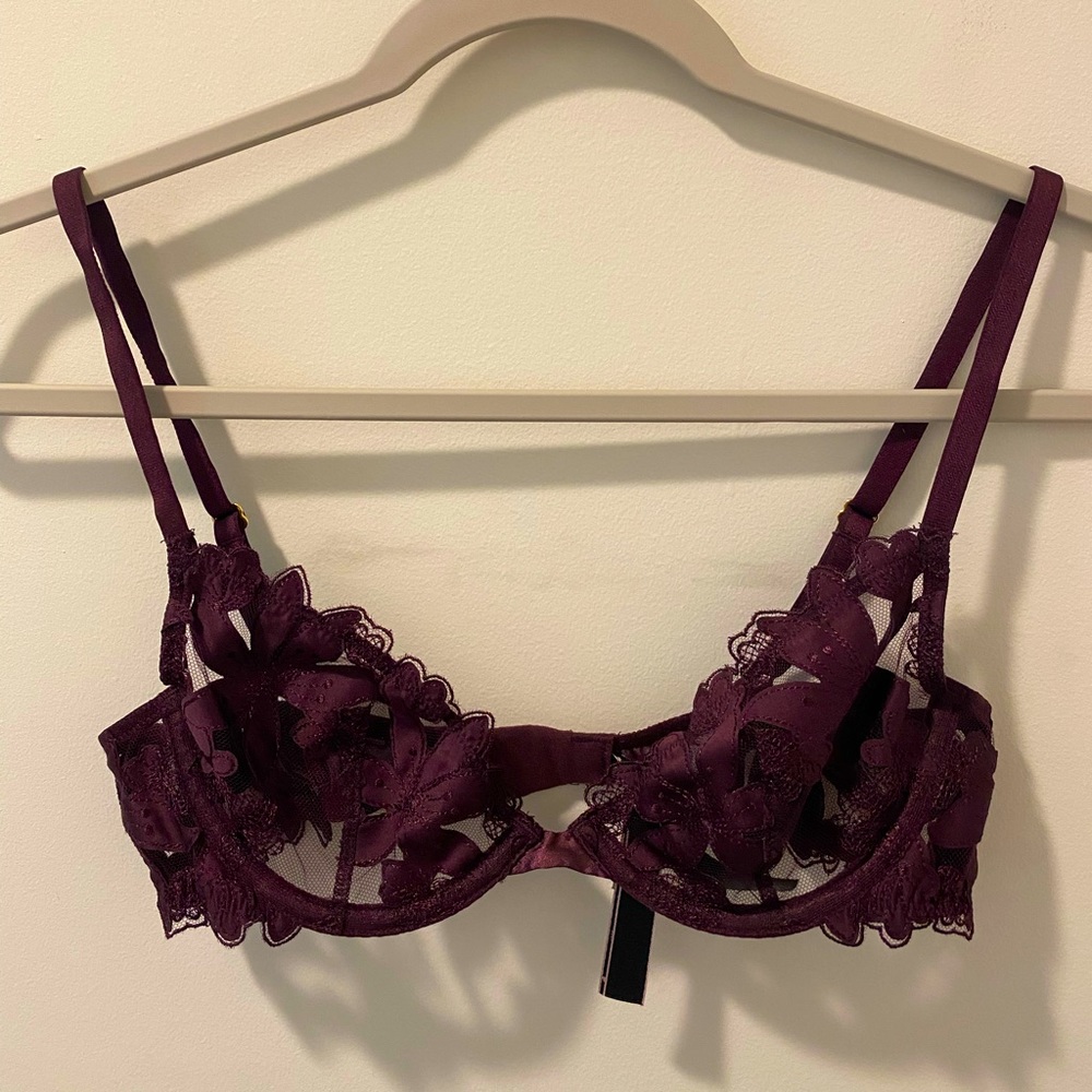 Dark Purple Floral Lace Unlined Victoria’s Secret Bra